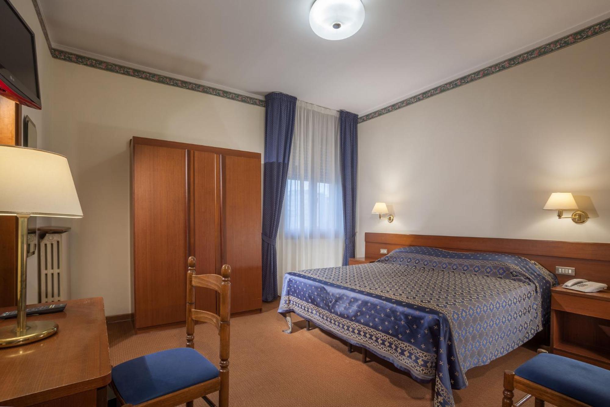 Hotel Firenze Abano Terme Esterno foto