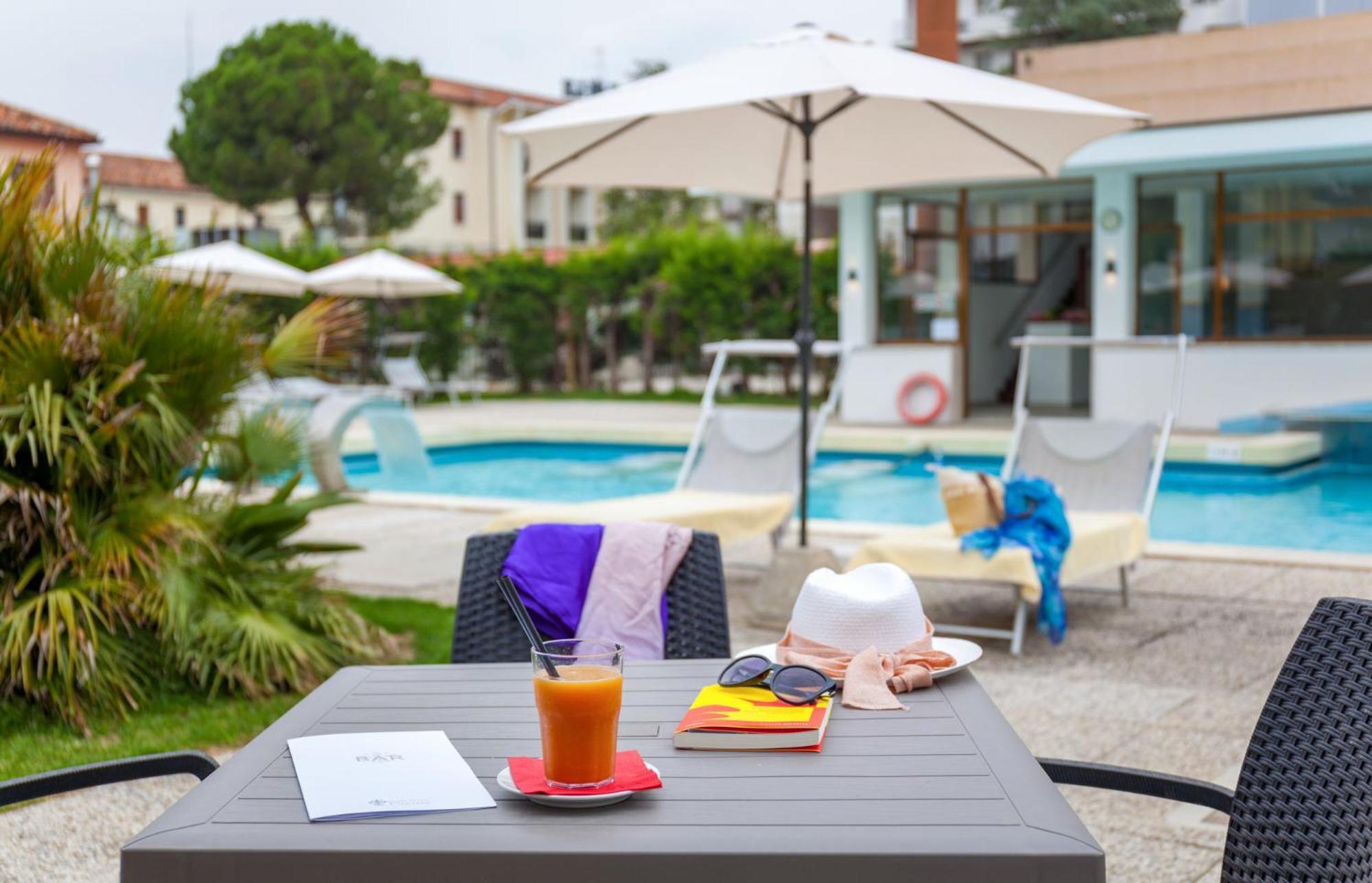 Hotel Firenze Abano Terme Esterno foto