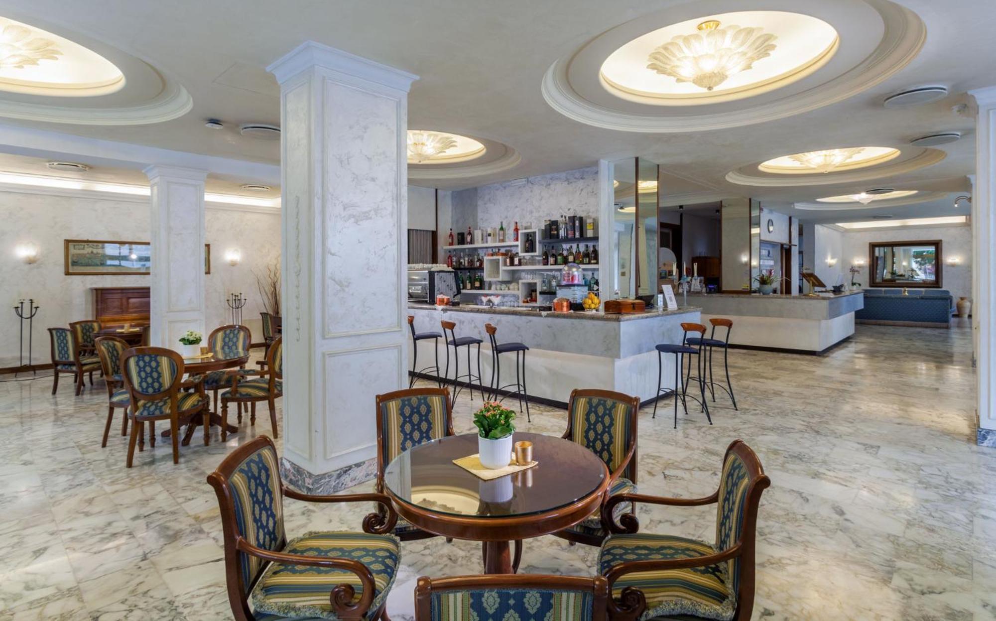 Hotel Firenze Abano Terme Esterno foto